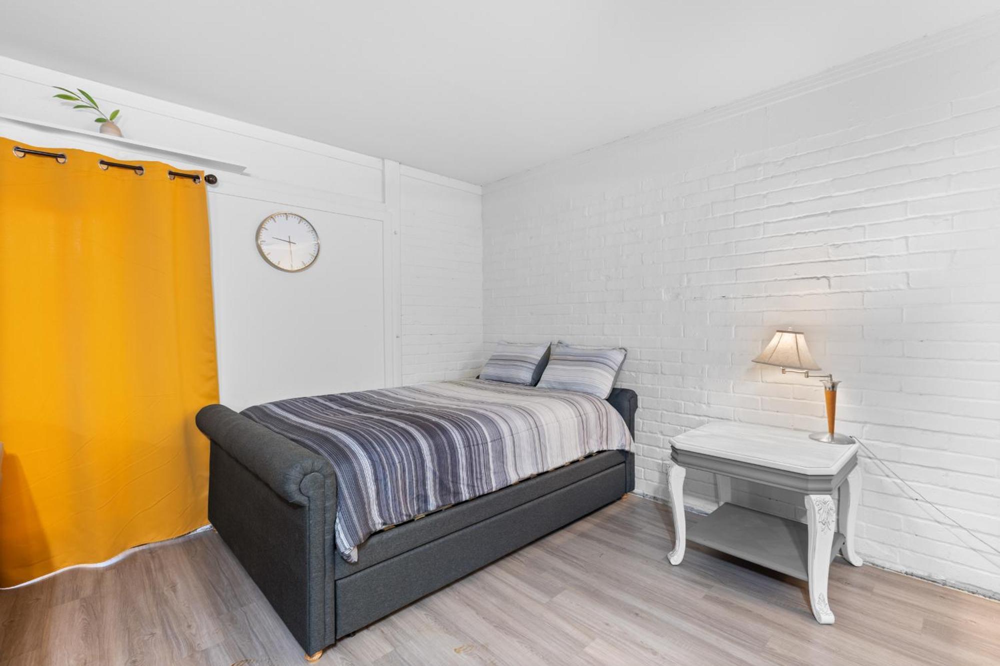 Pet Friendly Large Studio With Free Wi-Fi In Great Location! Orange Park Exterior foto